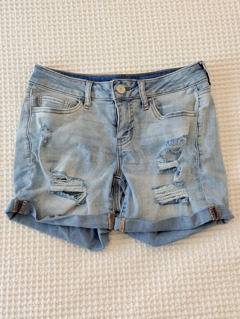 3/26W Low Rise Midi Jean Shorts
